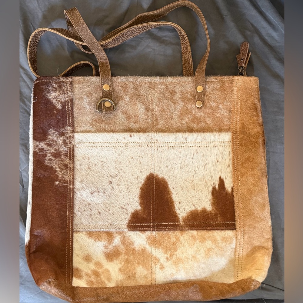 Myra Bag Hide Zippered Tote